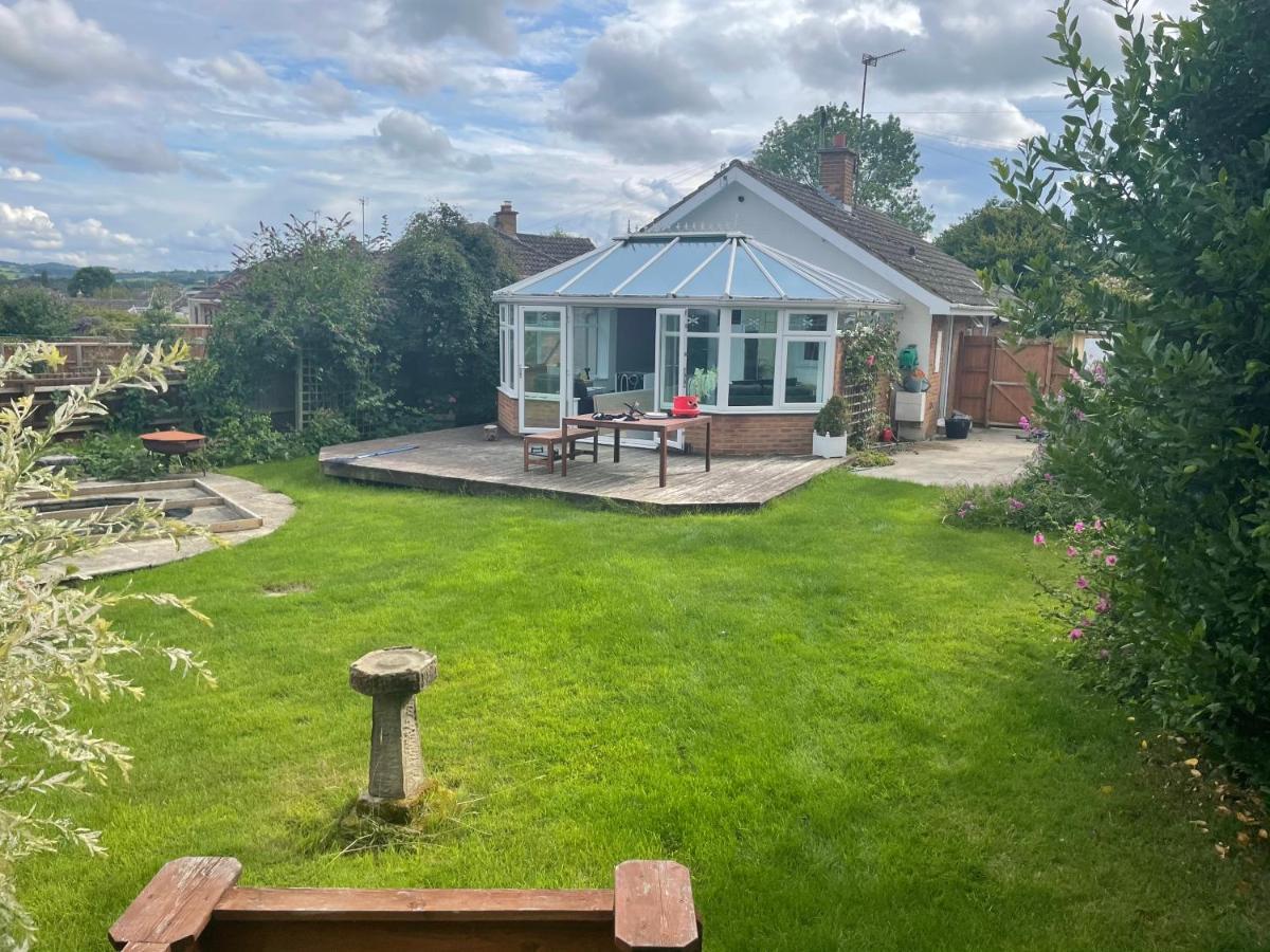 3 Bed Bungalow In Winchcombe, Cotswolds,Gloucester Exteriér fotografie